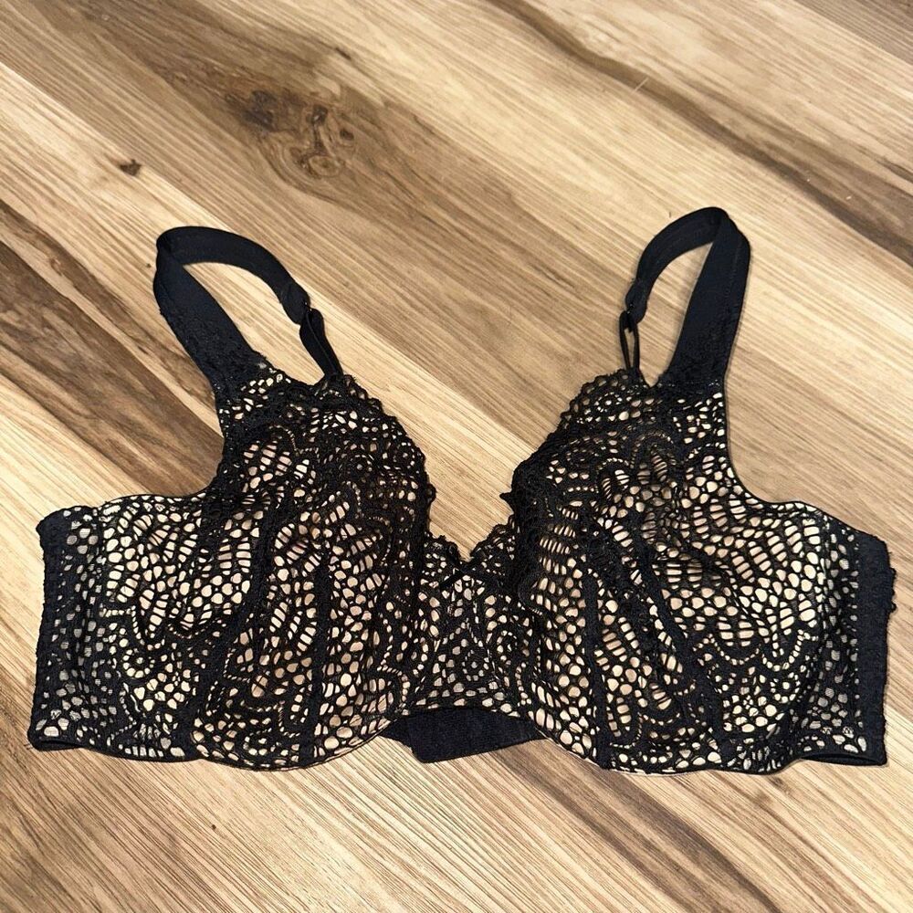 Cacique black full coverage modern lace nude 40C bra